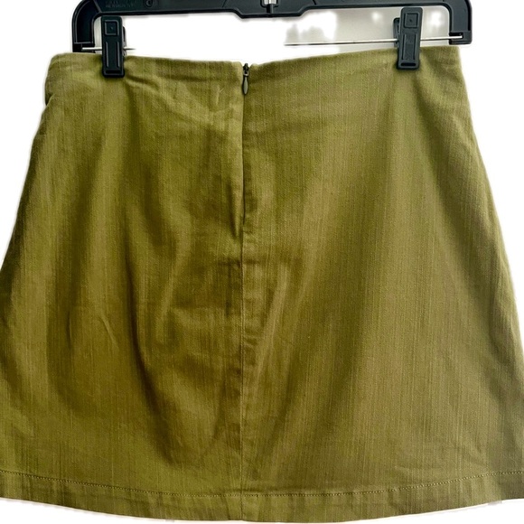 Harper Heritage Olive Green Mini Skirt - Picture 2 of 4